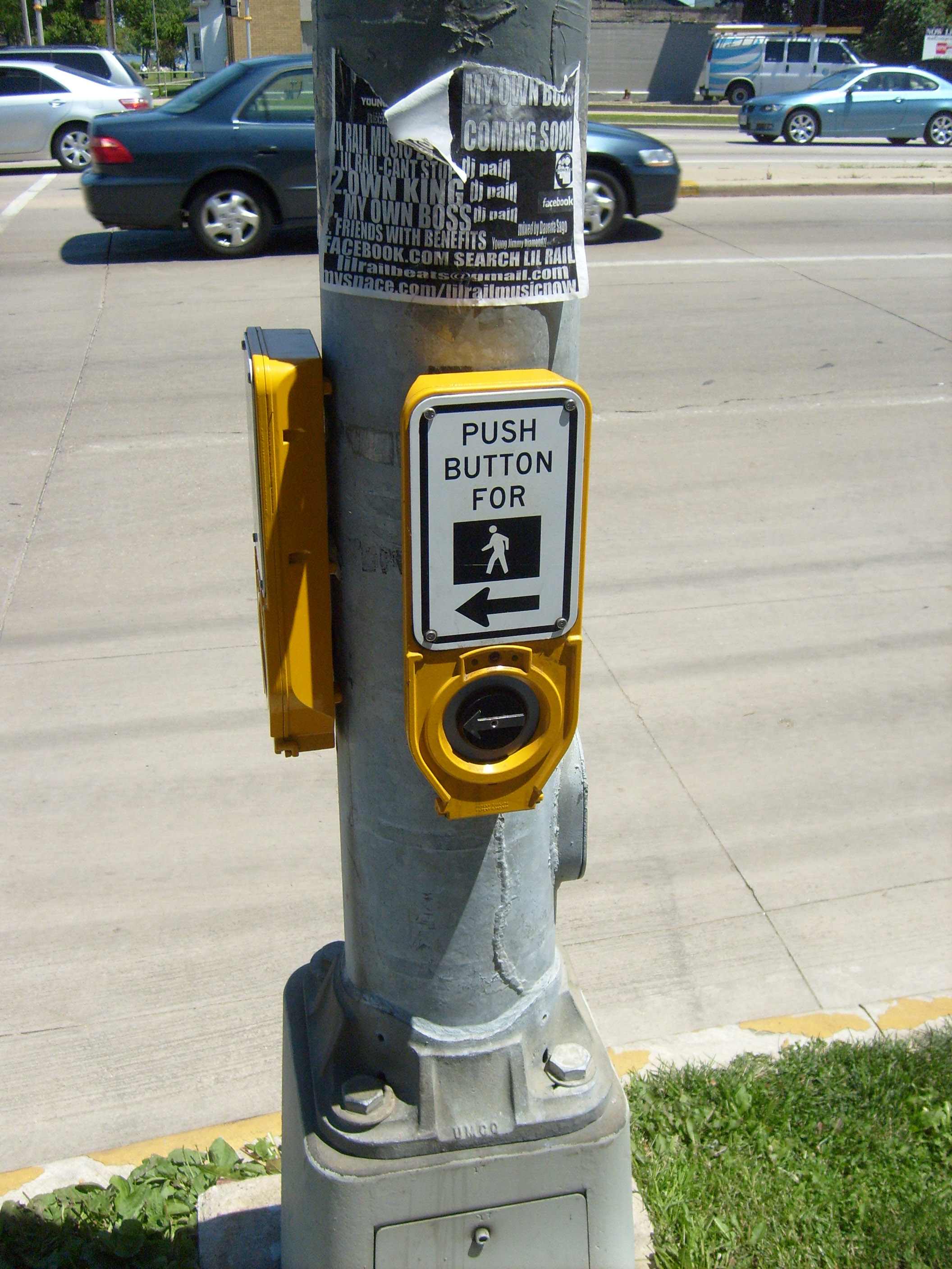 pedestrian-crosswalk-button-2-ayres-associates